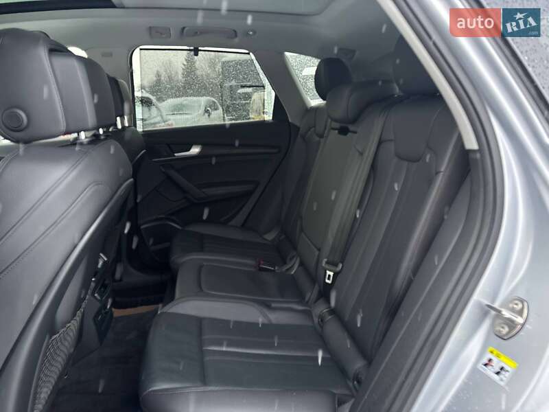 Внедорожник / Кроссовер Audi Q5 2018 в Стрые