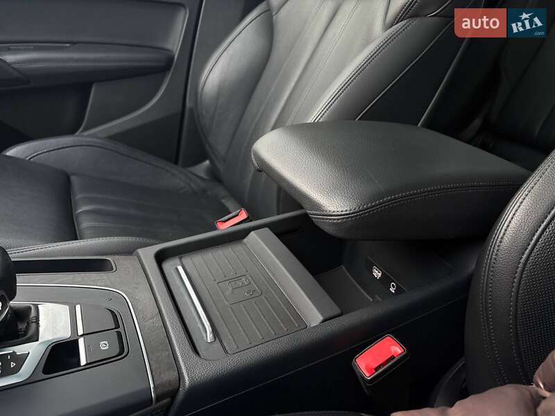 Внедорожник / Кроссовер Audi Q5 2018 в Стрые