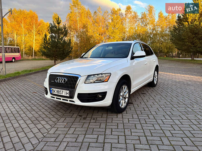 Внедорожник / Кроссовер Audi Q5 2011 в Дрогобыче