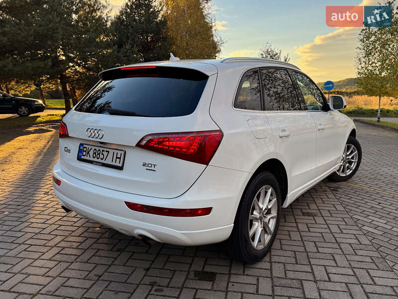 Внедорожник / Кроссовер Audi Q5 2011 в Дрогобыче