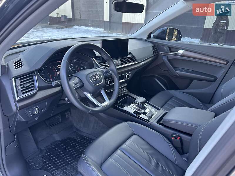 Внедорожник / Кроссовер Audi Q5 2023 в Сумах