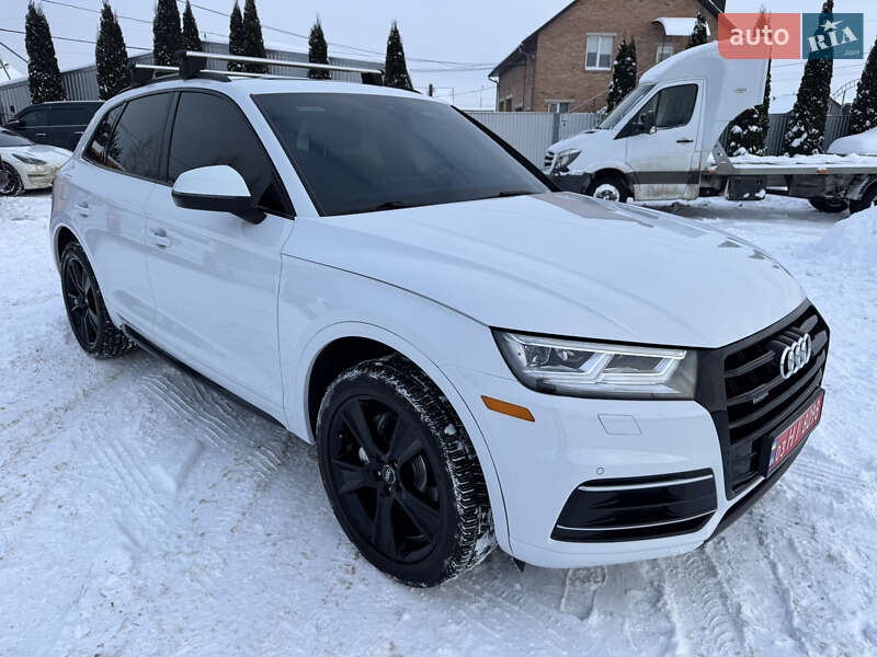 Внедорожник / Кроссовер Audi Q5 2019 в Луцке