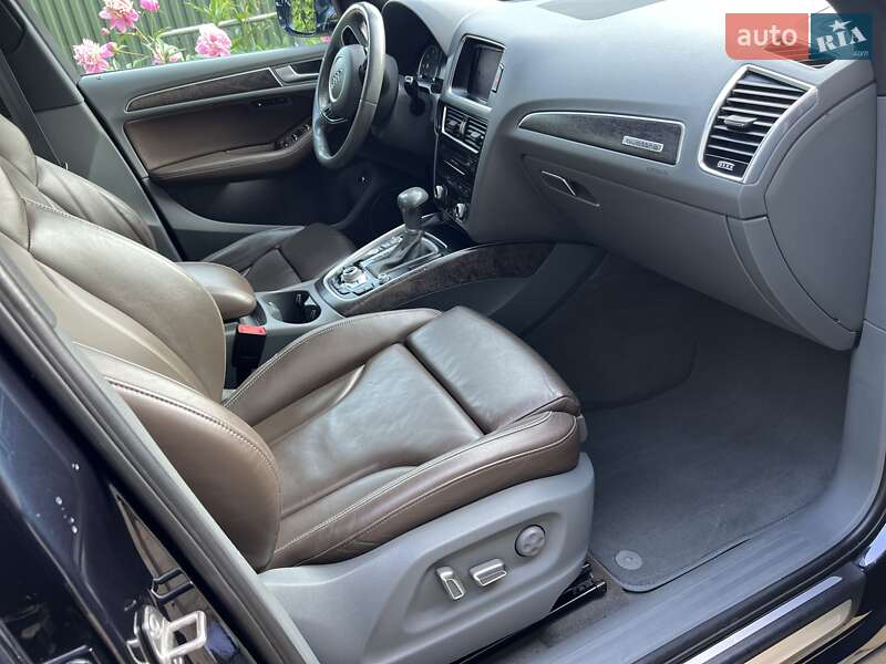 Внедорожник / Кроссовер Audi Q5 2015 в Хмельницком