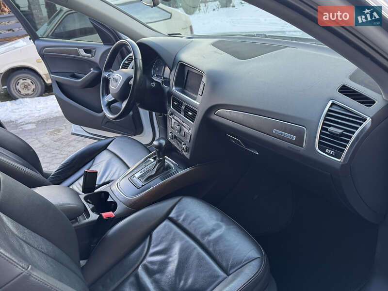 Внедорожник / Кроссовер Audi Q5 2015 в Коломые