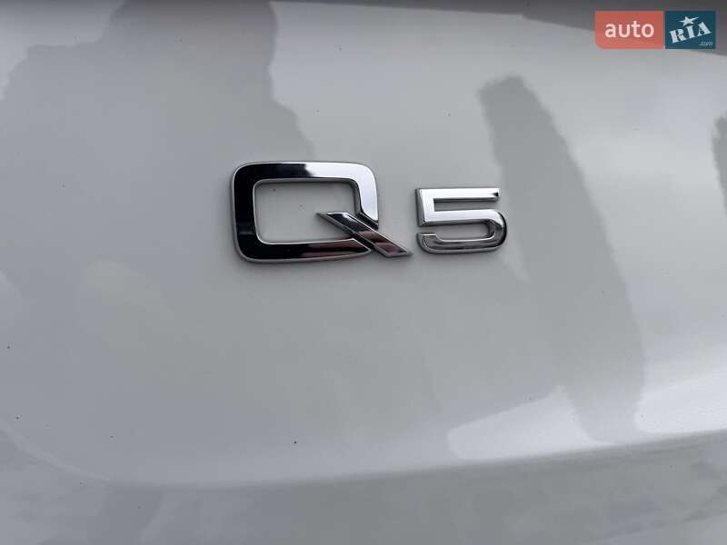 Внедорожник / Кроссовер Audi Q5 2016 в Виннице