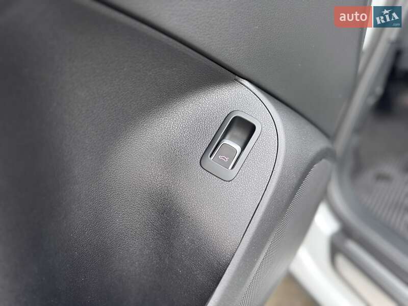 Внедорожник / Кроссовер Audi Q5 2016 в Виннице