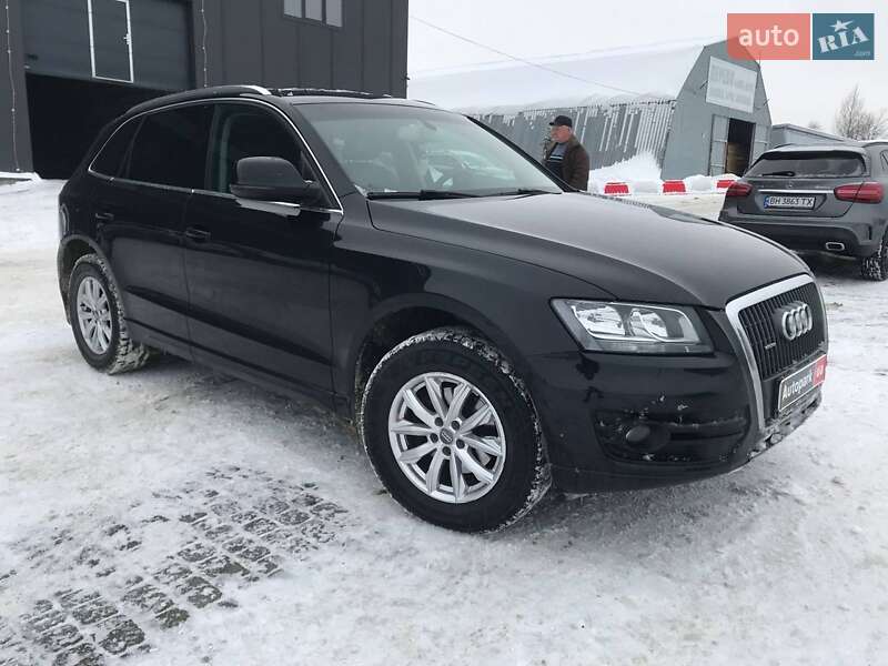 Внедорожник / Кроссовер Audi Q5 2010 в Львове