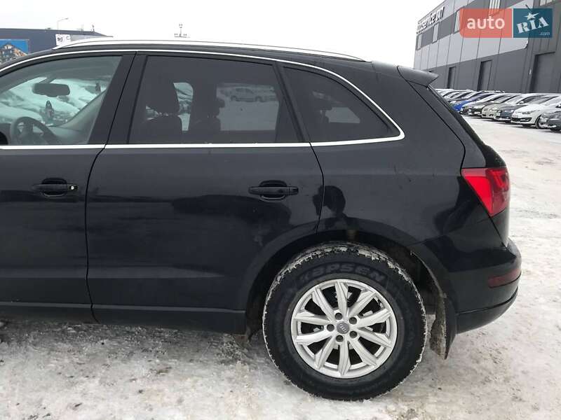 Внедорожник / Кроссовер Audi Q5 2010 в Львове