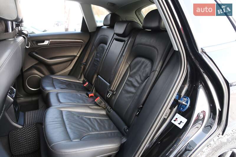 Внедорожник / Кроссовер Audi Q5 2015 в Киеве