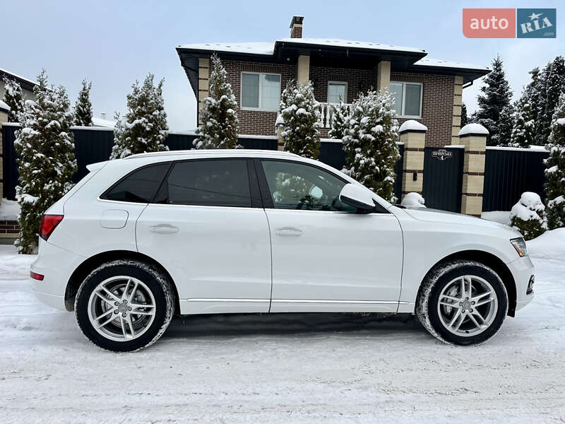 Внедорожник / Кроссовер Audi Q5 2015 в Киеве
