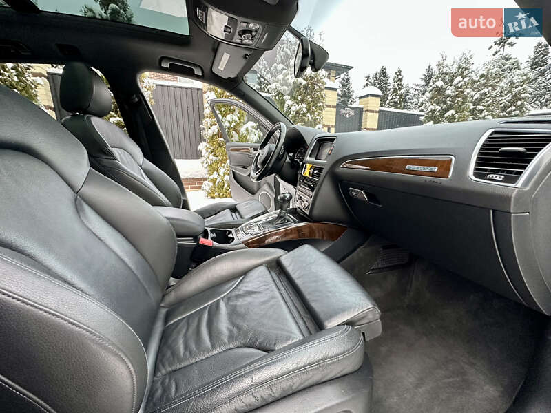 Внедорожник / Кроссовер Audi Q5 2015 в Киеве
