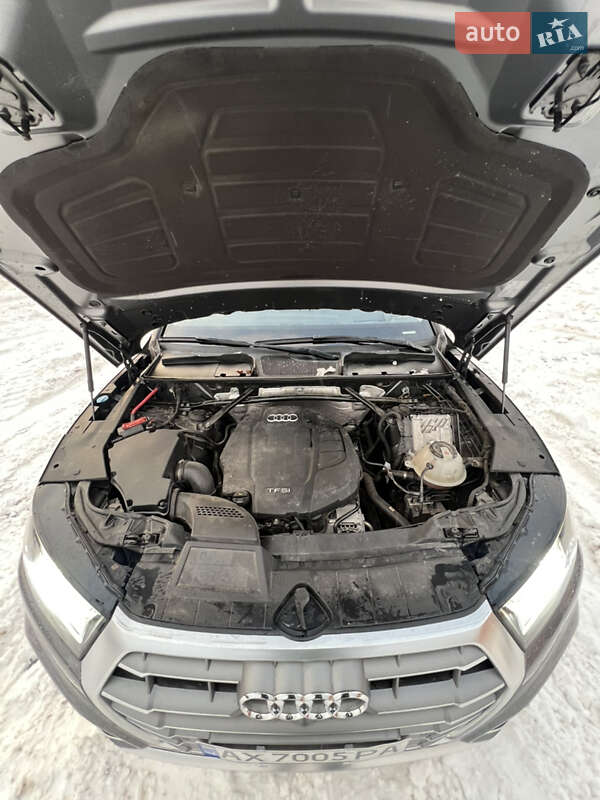 Внедорожник / Кроссовер Audi Q5 2017 в Дергачах