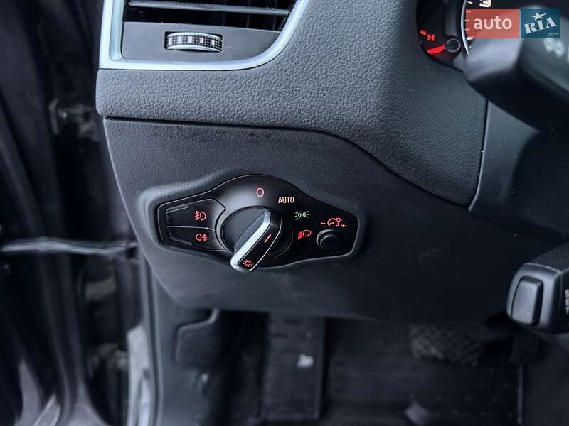 Внедорожник / Кроссовер Audi Q5 2016 в Львове