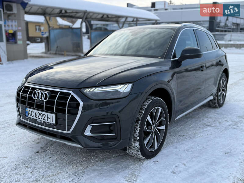 Внедорожник / Кроссовер Audi Q5 2021 в Луцке