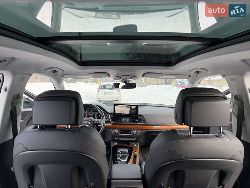 Внедорожник / Кроссовер Audi Q5 2021 в Луцке