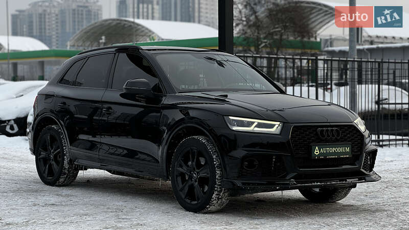 Внедорожник / Кроссовер Audi Q5 2019 в Киеве