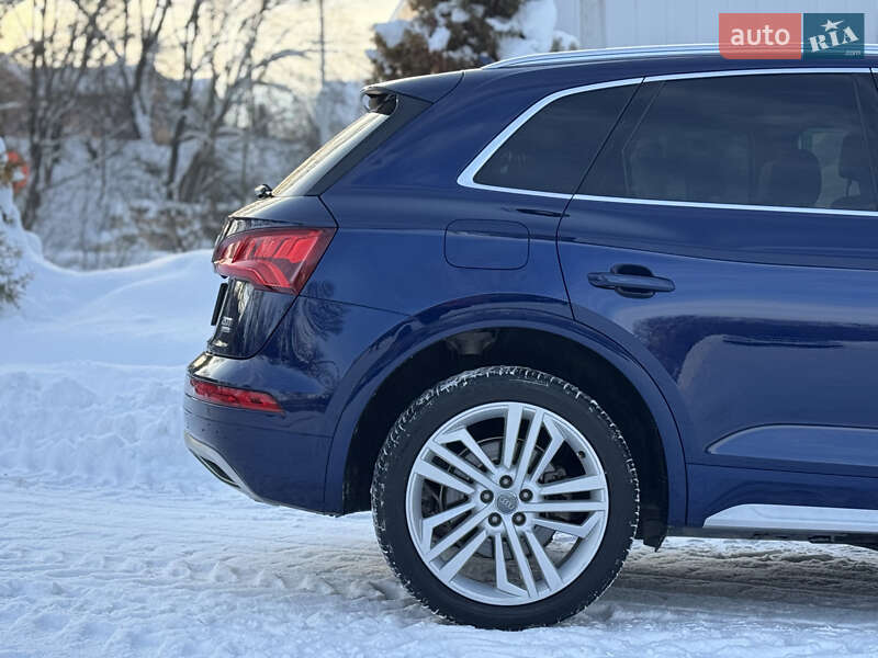 Внедорожник / Кроссовер Audi Q5 2018 в Тернополе