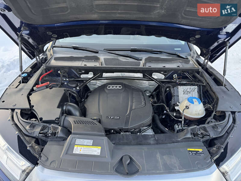 Внедорожник / Кроссовер Audi Q5 2018 в Тернополе