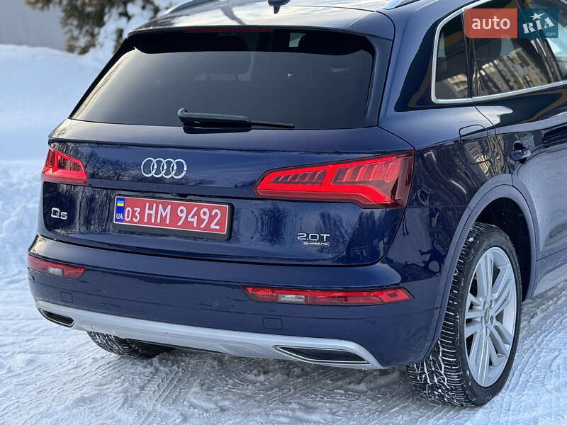 Внедорожник / Кроссовер Audi Q5 2018 в Тернополе