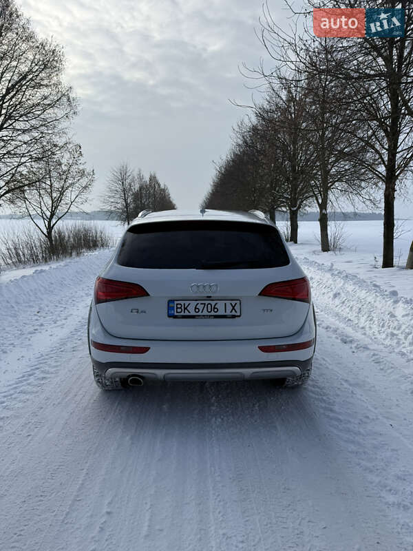 Внедорожник / Кроссовер Audi Q5 2013 в Ровно