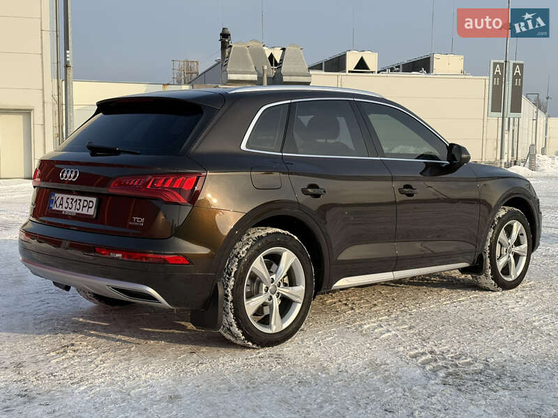 Внедорожник / Кроссовер Audi Q5 2017 в Киеве