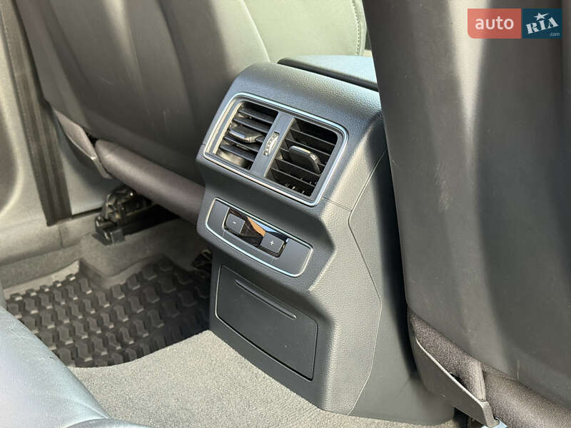 Внедорожник / Кроссовер Audi Q5 2017 в Киеве