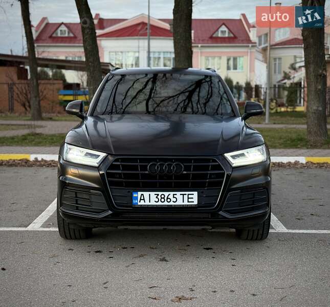 Внедорожник / Кроссовер Audi Q5 2017 в Киеве