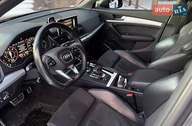 Внедорожник / Кроссовер Audi Q5 2017 в Киеве