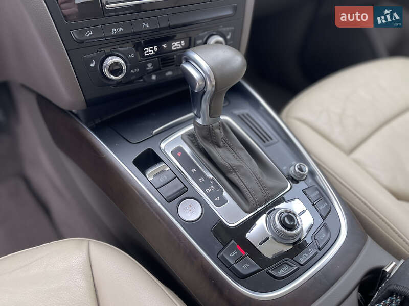 Внедорожник / Кроссовер Audi Q5 2015 в Луцке