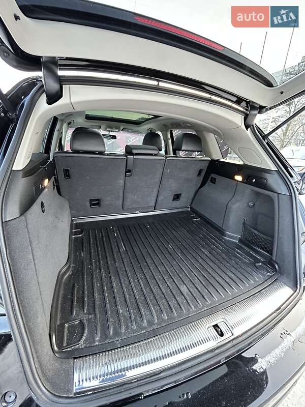 Внедорожник / Кроссовер Audi Q5 2011 в Сумах