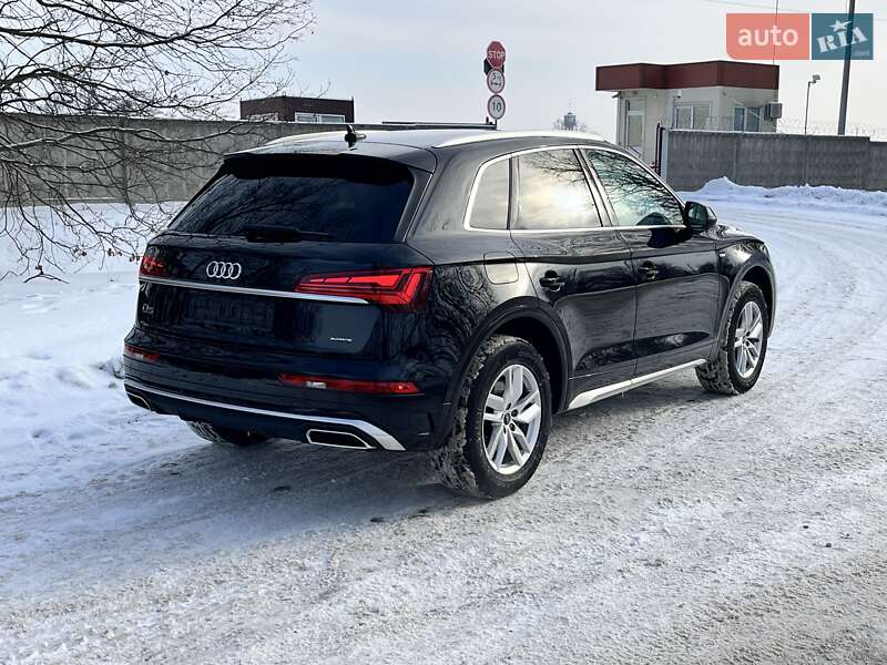 Внедорожник / Кроссовер Audi Q5 2023 в Киеве