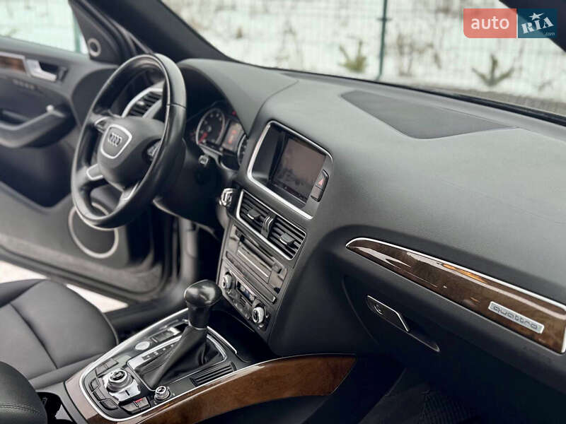 Внедорожник / Кроссовер Audi Q5 2015 в Дрогобыче