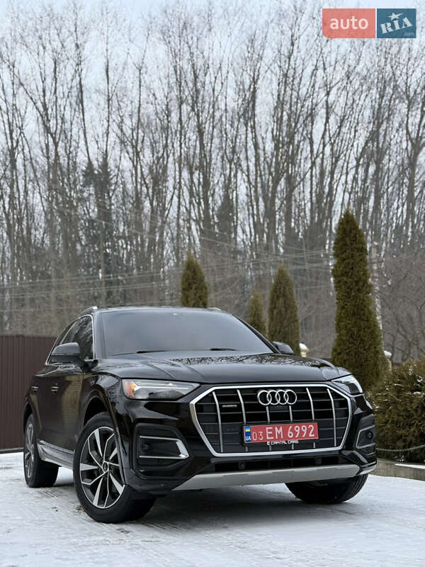 Внедорожник / Кроссовер Audi Q5 2020 в Ивано-Франковске