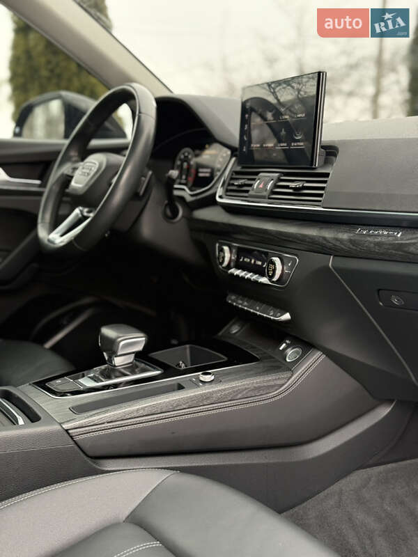 Внедорожник / Кроссовер Audi Q5 2020 в Ивано-Франковске