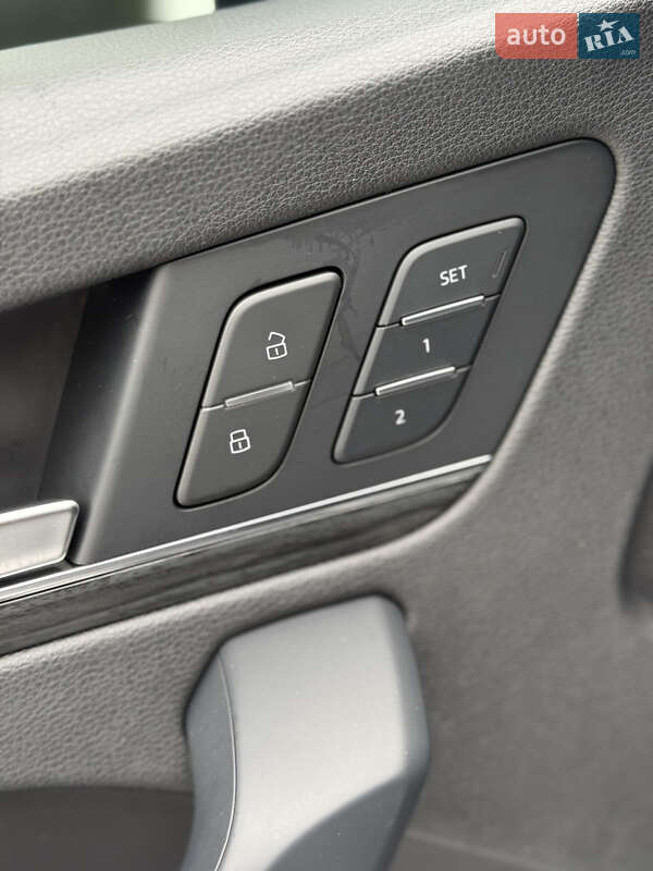 Внедорожник / Кроссовер Audi Q5 2020 в Ивано-Франковске