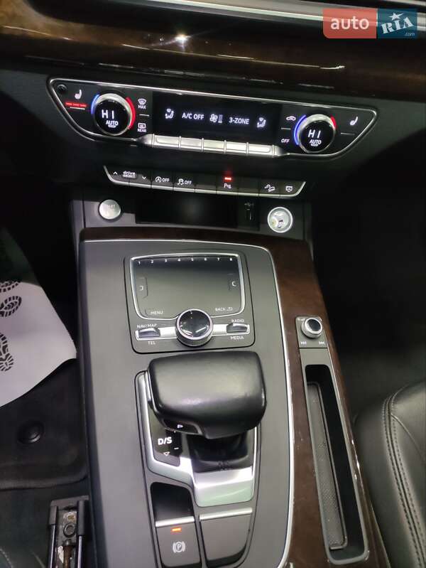 Внедорожник / Кроссовер Audi Q5 2018 в Киеве фото 3 Внедорожник / Кроссовер Audi Q5 2018 в Киеве