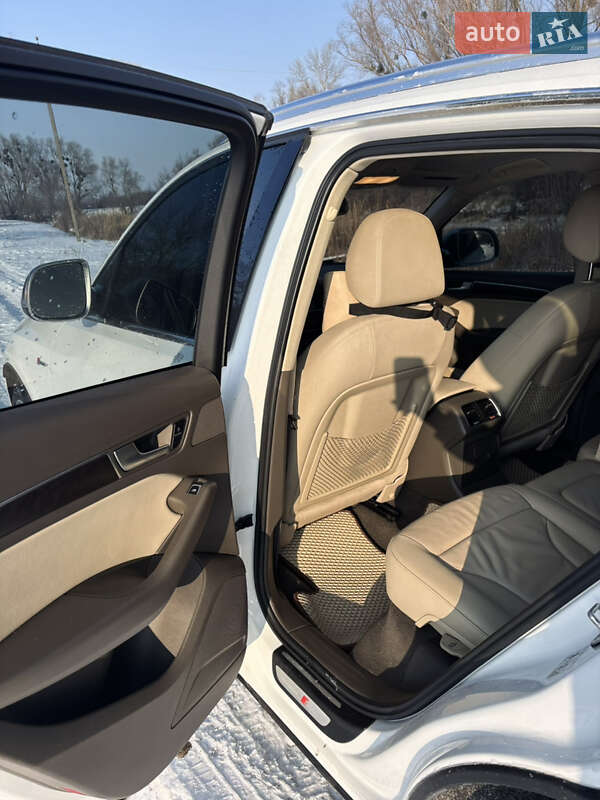 Внедорожник / Кроссовер Audi Q5 2014 в Переяславе