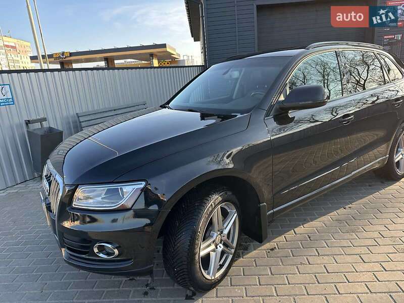 Внедорожник / Кроссовер Audi Q5 2014 в Александрие