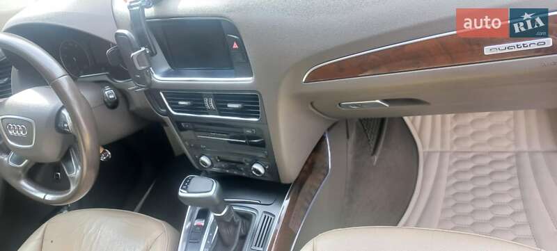 Позашляховик / Кросовер Audi Q5 2015 в Сокалі