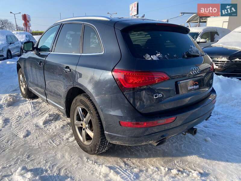 Внедорожник / Кроссовер Audi Q5 2015 в Львове