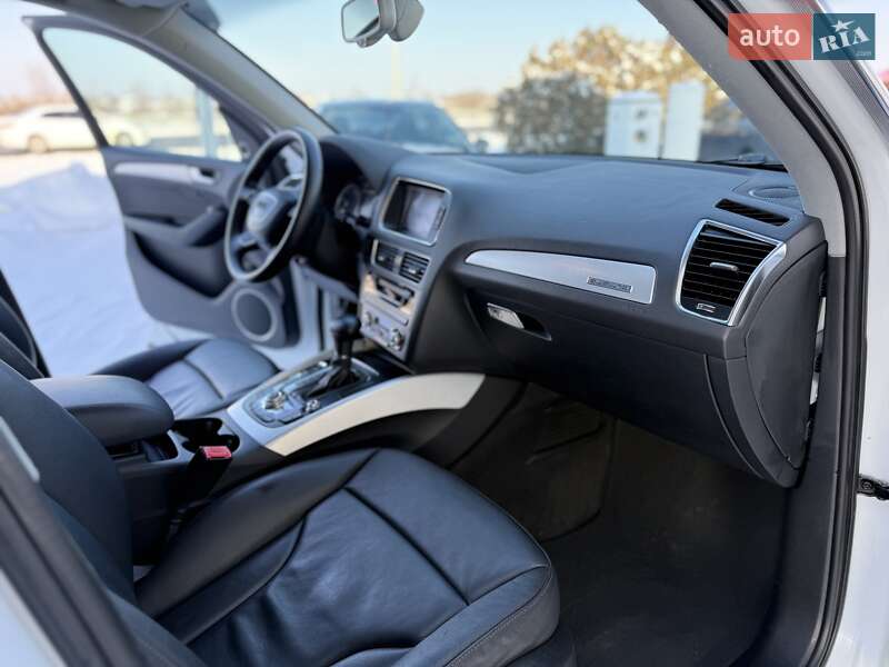 Внедорожник / Кроссовер Audi Q5 2014 в Днепре