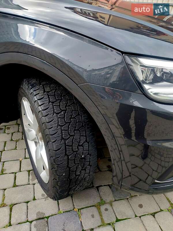 Внедорожник / Кроссовер Audi Q5 2018 в Ивано-Франковске