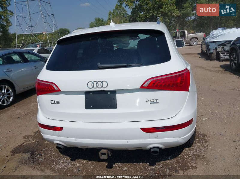 Внедорожник / Кроссовер Audi Q5 2011 в Черкассах