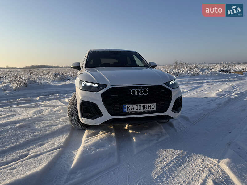 Внедорожник / Кроссовер Audi Q5 2023 в Киеве
