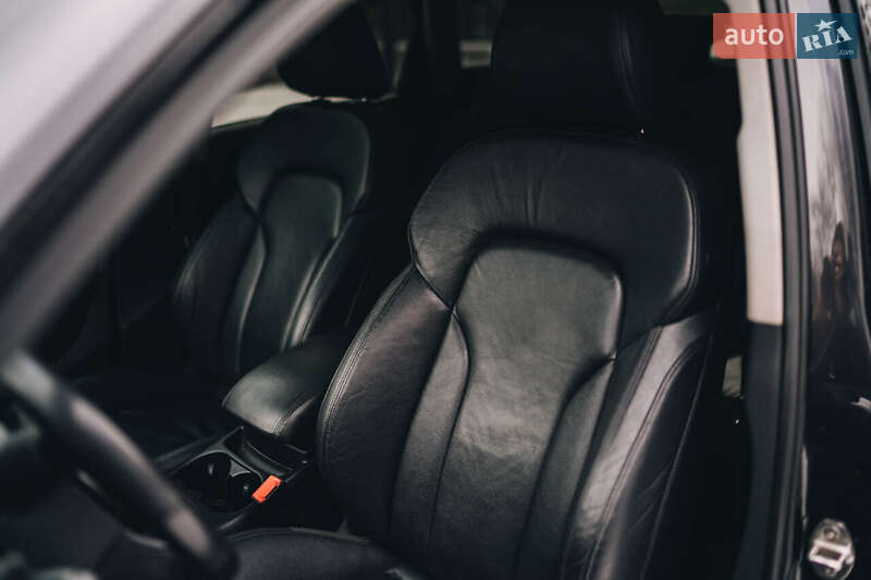 Внедорожник / Кроссовер Audi Q5 2012 в Луцке