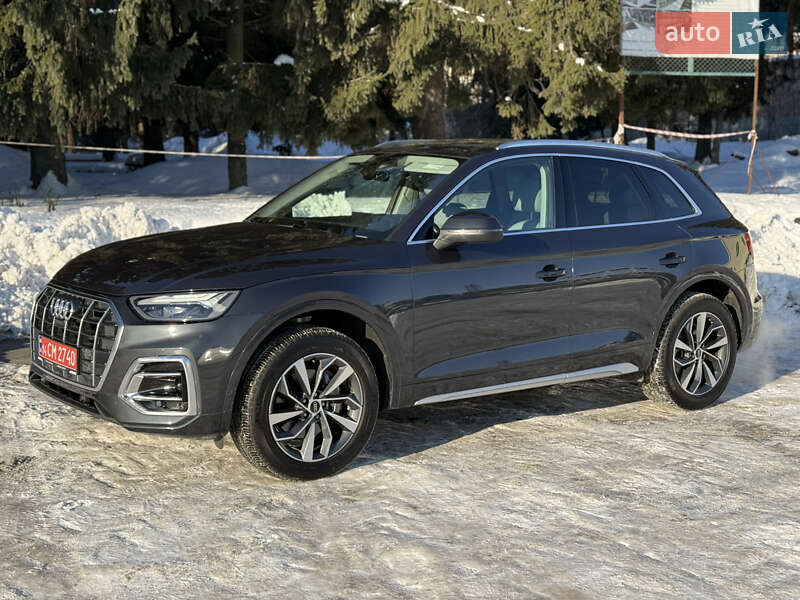 Внедорожник / Кроссовер Audi Q5 2020 в Львове