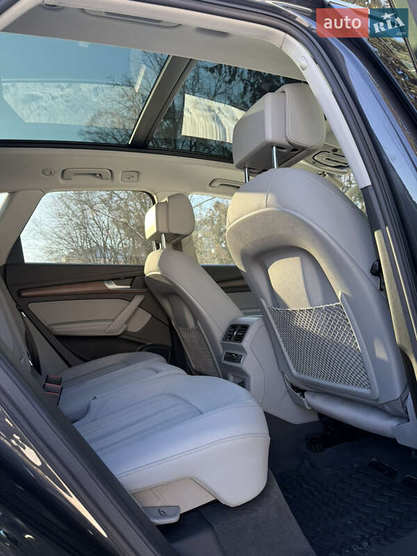 Внедорожник / Кроссовер Audi Q5 2020 в Львове