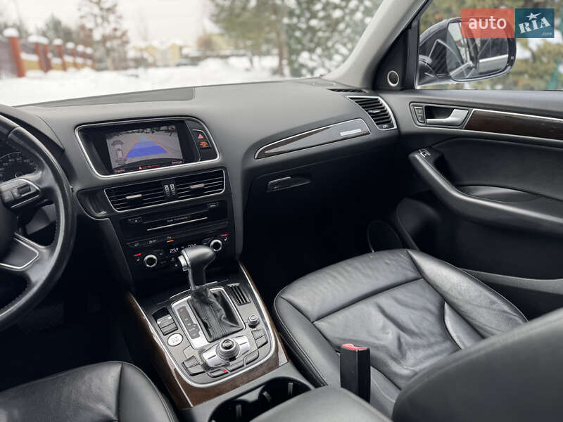 Внедорожник / Кроссовер Audi Q5 2014 в Ровно
