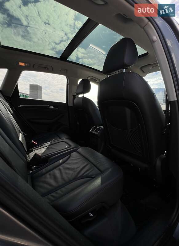 Внедорожник / Кроссовер Audi Q5 2015 в Львове