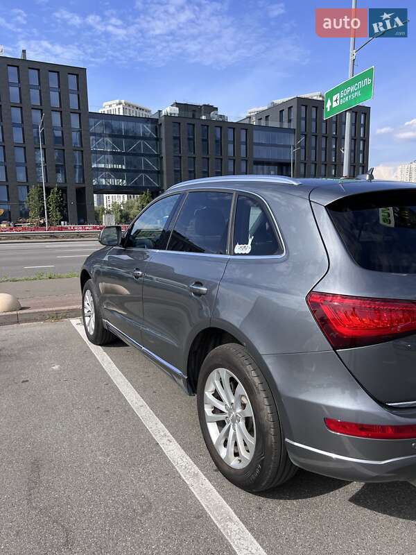 Внедорожник / Кроссовер Audi Q5 2015 в Львове